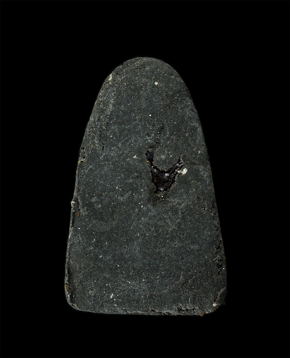 08Sep24 (82)ap.jpg - พระเพชรหลีก รุ่นแรก หลวงปู่ปัญญา ปัญญธโร วัดหนองผักหนามราษฎร์บำรุง จ.ชลบุรี พ.ศ.2554 เนื้อผงใบลาน ผงพุทธคุณฝังพลอยเสก ปัดทอง พระสวยมวลสารดี พร้อมกล่อง [..] | https://kamulet.in.th